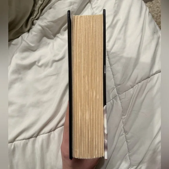 Crave by Tracy Wolff - Picture 4 of 4